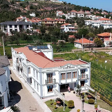 Ebruli Cunda